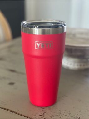 Yeti Red Stainless Insulated Cup with Clear Lid 30oz